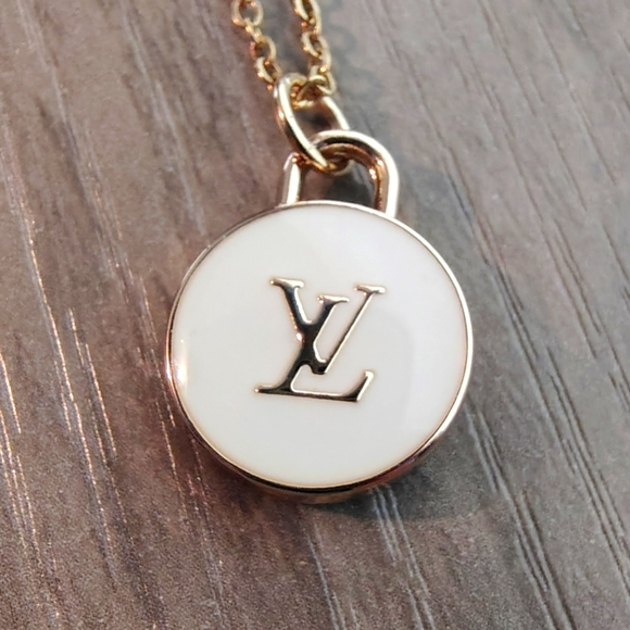 Louis Vuitton Zipper Pull Pendant/14k Gold Plated Chain - Picture 2 of 5